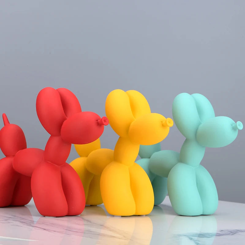 Balloon Dog Statue