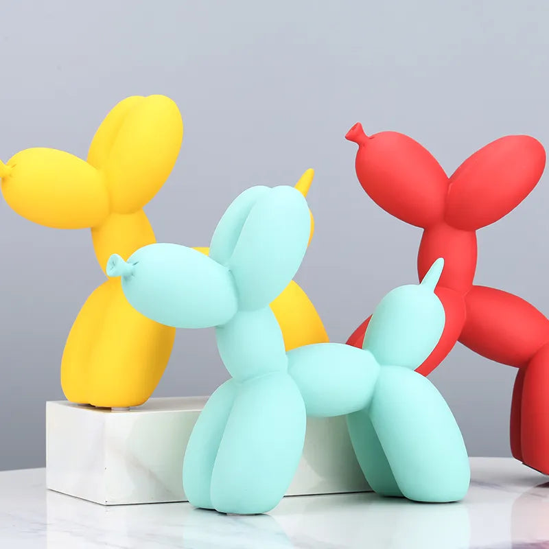 Balloon Dog Statue